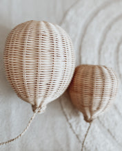 Load image into Gallery viewer, Wicker Wall Balloons - Set of 2