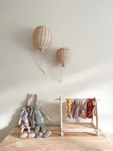 Load image into Gallery viewer, Wicker Wall Balloons - Set of 2