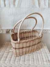 Load image into Gallery viewer, Wicker shopping bag
